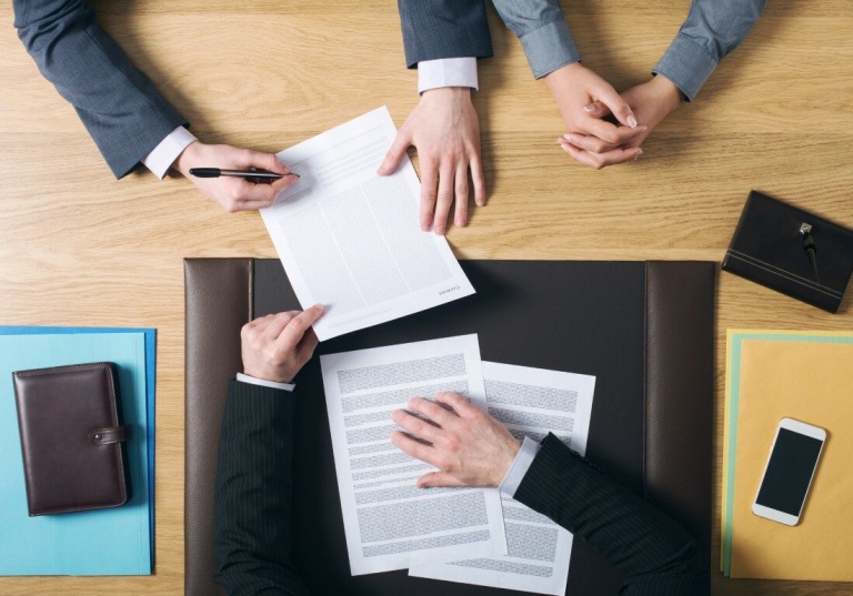 Interpretation services for business meetings in Oman